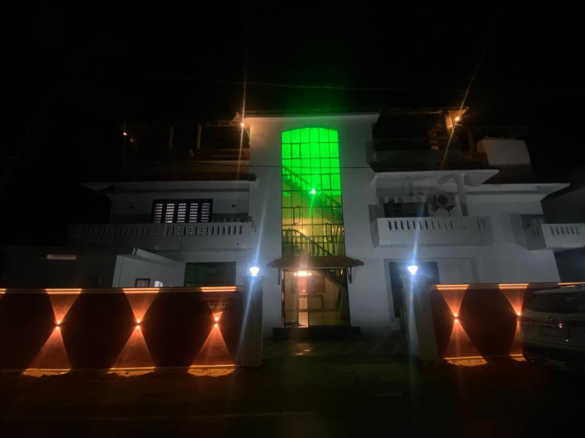 Uday'S Seagreen Cherai Beach Exteriör bild